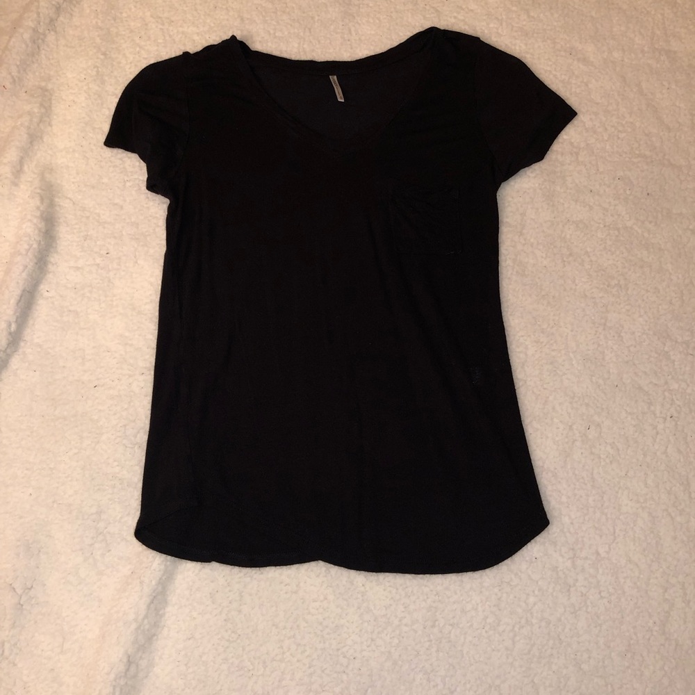black short sleeve